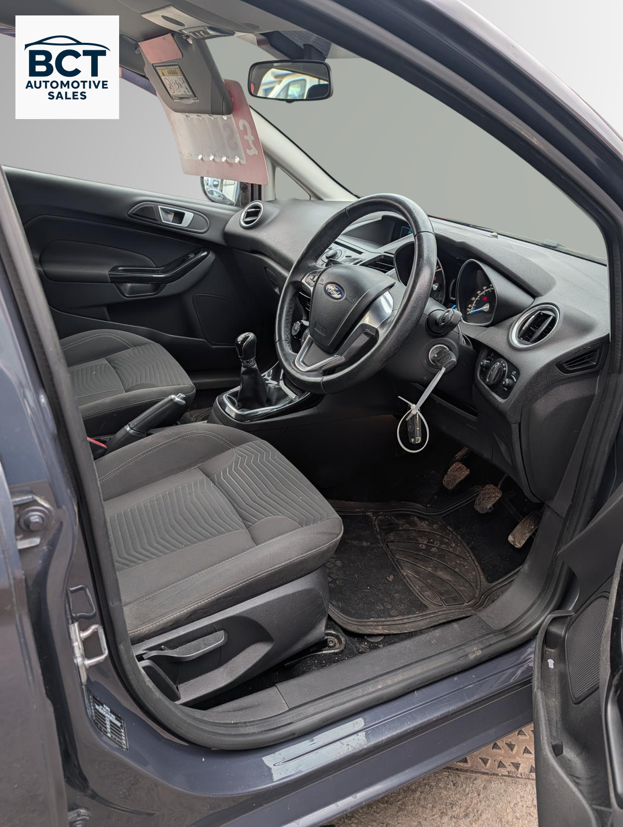 Ford Fiesta 1.5 TDCi Zetec Hatchback 5dr Diesel Manual Euro 5 (75 ps)