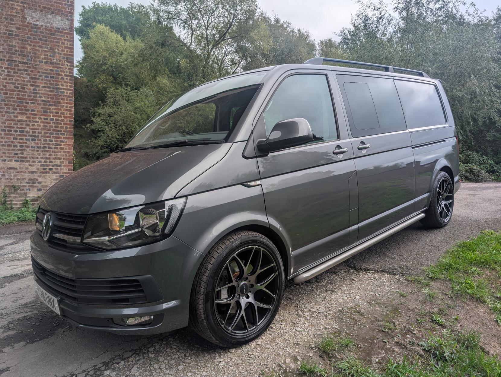 Volkswagen Transporter 2.0 TDI T32 BlueMotion Tech Window Van 4dr Diesel DSG FWD LWB Euro 6 (s/s) (150 ps)
